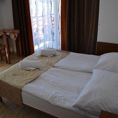 Gosciniec Kaszebe Bed & Breakfast เวบา ภายนอก รูปภาพ