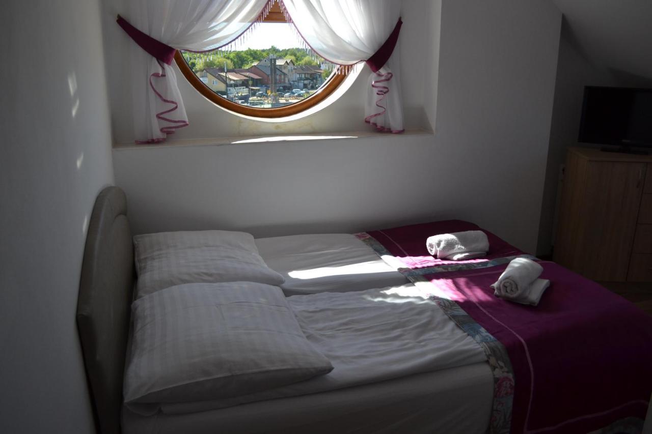 Gosciniec Kaszebe Bed & Breakfast เวบา ห้อง รูปภาพ