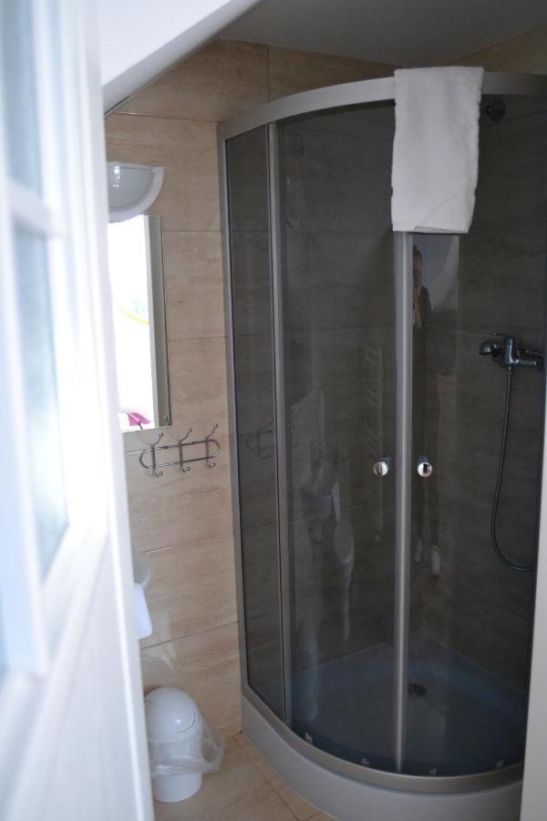 Gosciniec Kaszebe Bed & Breakfast เวบา ภายนอก รูปภาพ