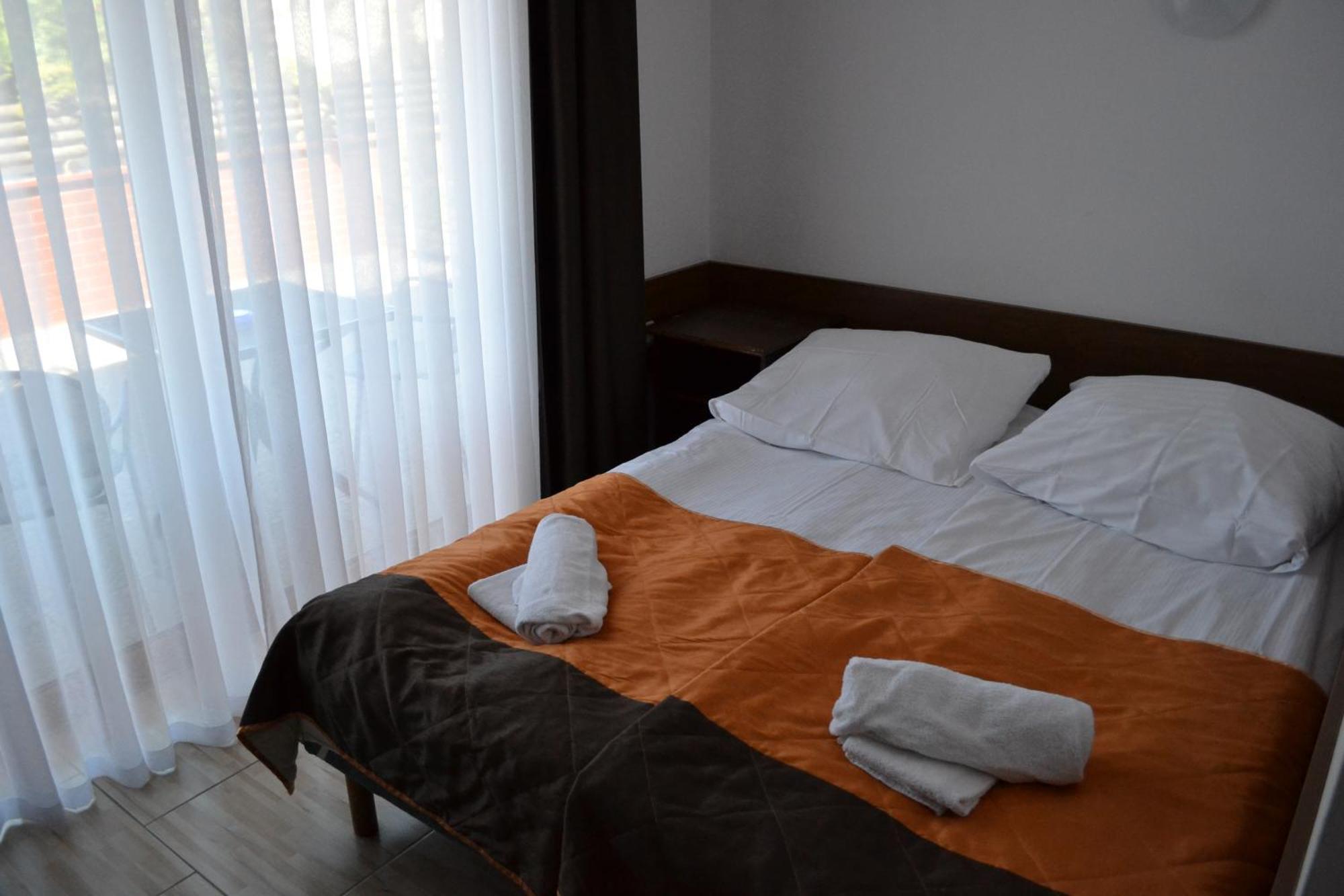 Gosciniec Kaszebe Bed & Breakfast เวบา ภายนอก รูปภาพ