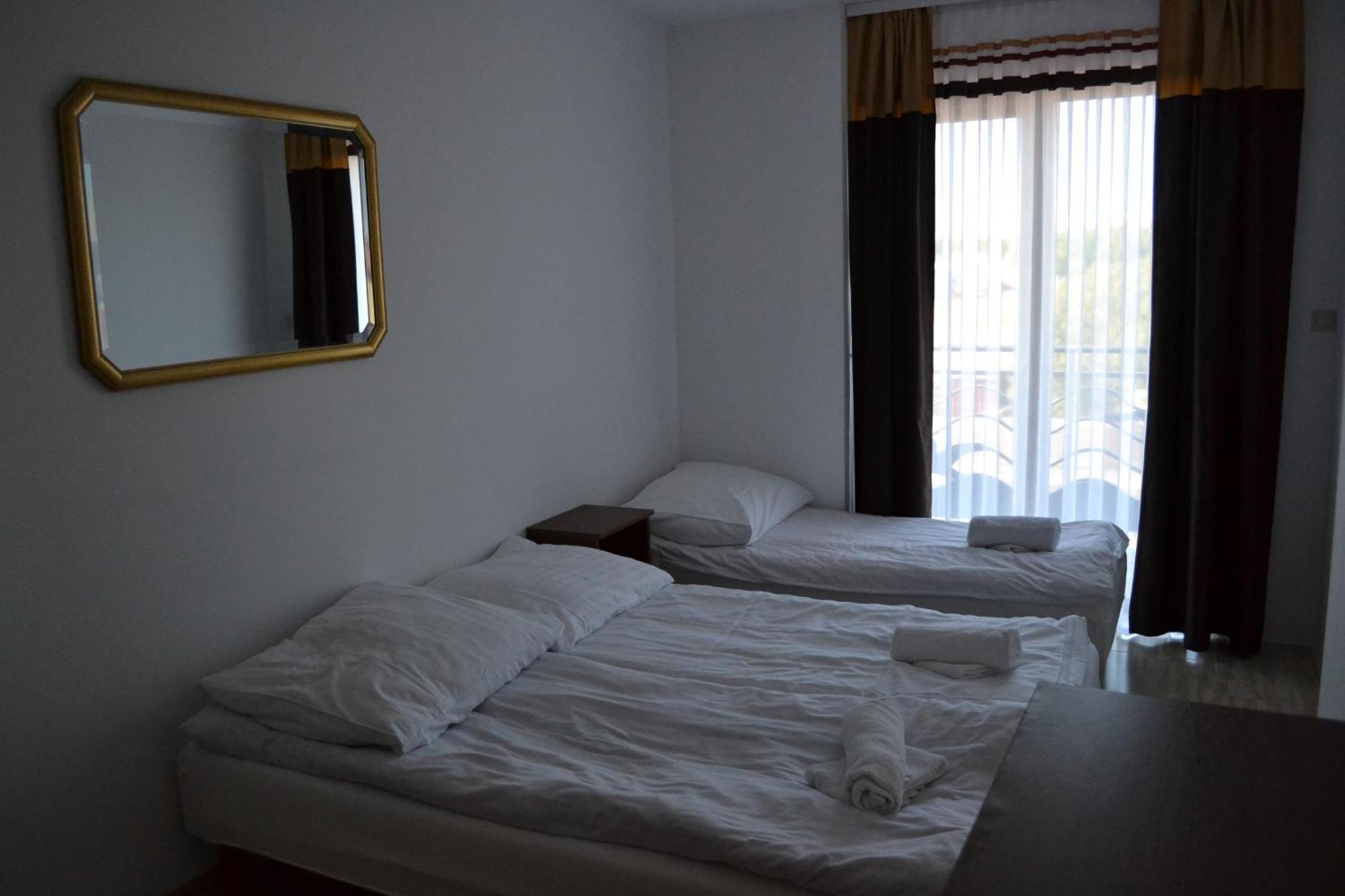 Gosciniec Kaszebe Bed & Breakfast เวบา ภายนอก รูปภาพ