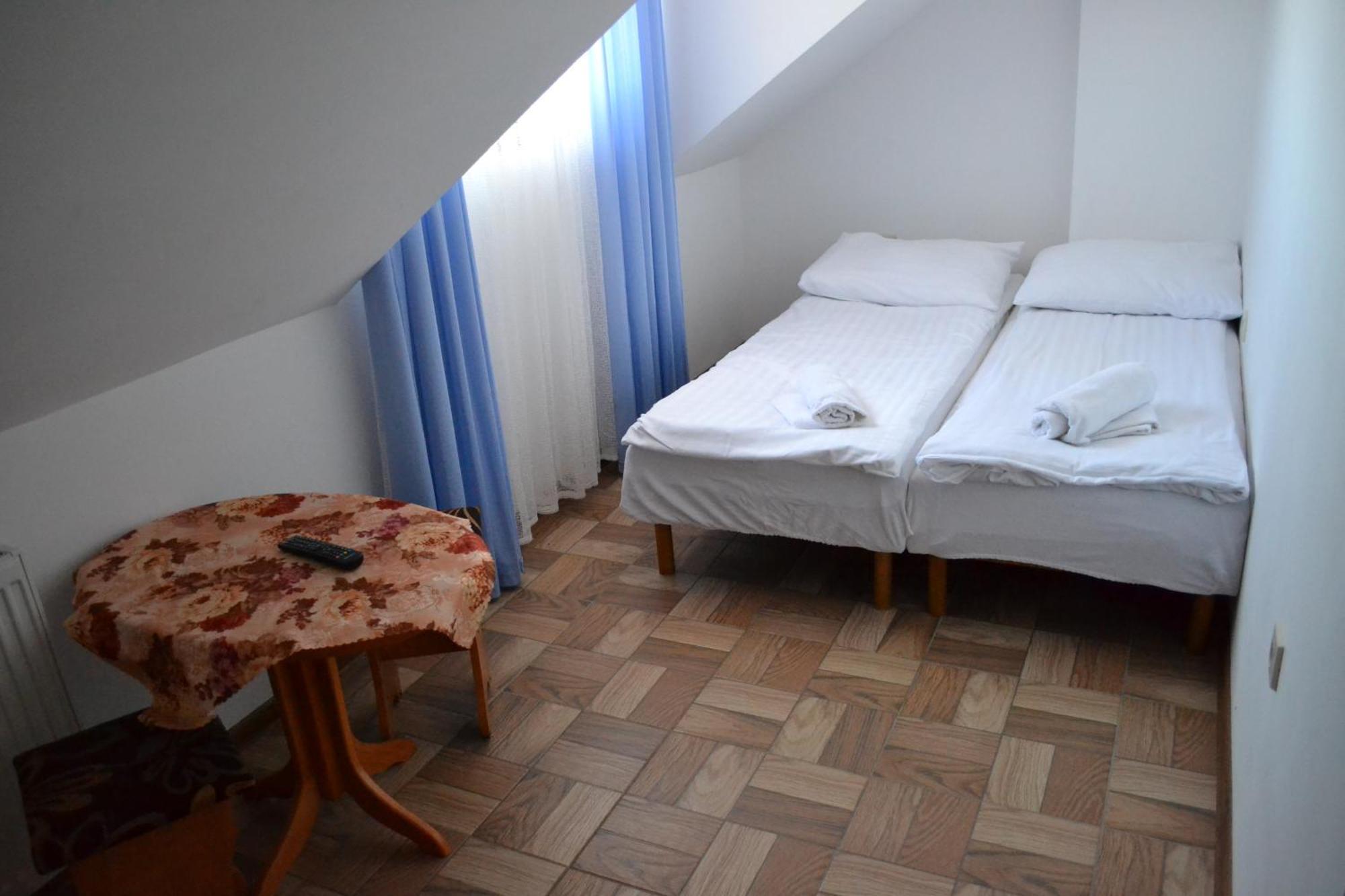Gosciniec Kaszebe Bed & Breakfast เวบา ห้อง รูปภาพ